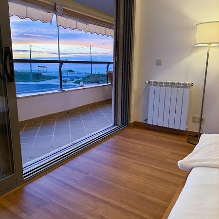 Апартаменты Beach Front Santa Cruz А-душ-Куньядуш