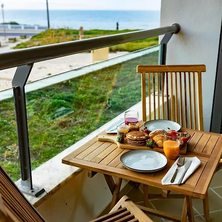 Beach Front Santa Cruz Апартаменты